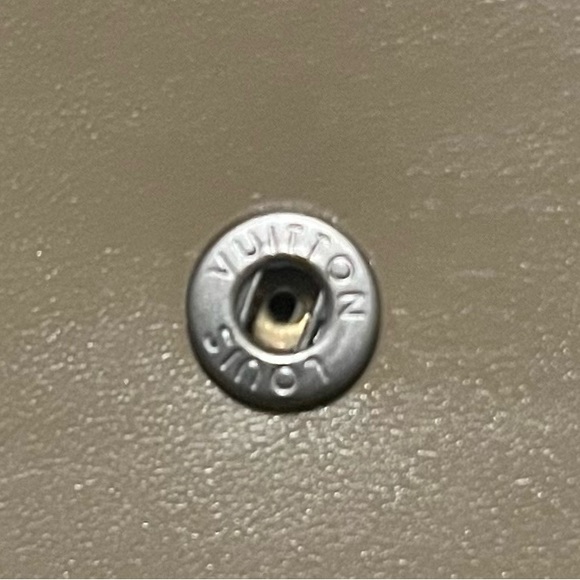 💯Authentic Louis Vuitton Epi Portefeuille International Long Wallet - Picture 10 of 17